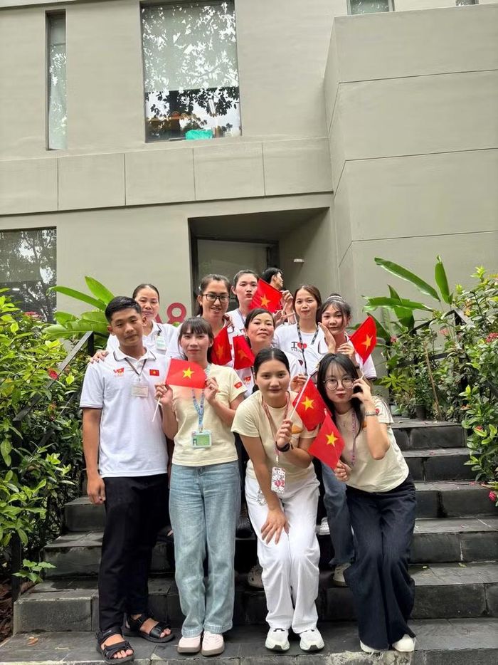 Chị Ánh bày tỏ mong muốn có thêm chính sách hỗ trợ về nhà ở, đời sống và phúc lợi.