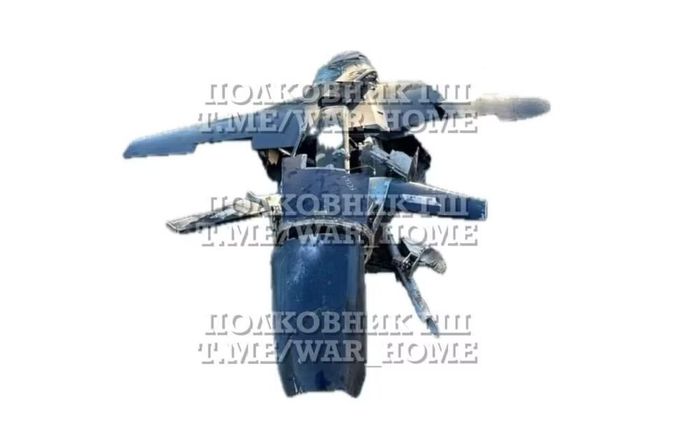 Nguyên lý hoạt động của khí tài tương tự như các hệ thống thuộc kiểu DSMAC - định vị dựa trên việc so sánh hình ảnh địa hình, cho phép điều chỉnh lộ trình mà không cần tham chiếu dữ liệu vệ tinh.