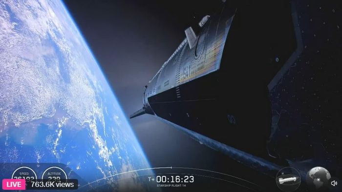  Starship đáp xuống Thái Bình Dương sau khi hoàn thành nhiệm vụ vào quỹ đạo. Ảnh: SpaceX. 