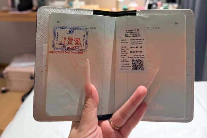  Tôi được phép nhập cảnh Trung Quốc theo diện miễn visa quá cảnh 240 giờ.
