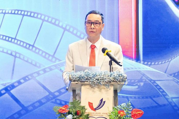 TS Phạm Huy Quang, Hiệu trưởng Trường Đại học Sân khấu – Điện ảnh TP.HCM, Trưởng Ban tổ chức phát biểu khai mạc