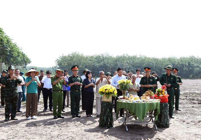 Theo Ban Chỉ đạo tìm kiếm, quy tập và xác định danh tính hài cốt liệt sĩ tỉnh Tây Ninh, hiện vẫn còn mộ tập thể tại ấp Tân Hoà (xã Tân Thành) có khoảng 200 hài cốt liệt sĩ chưa được quy tập