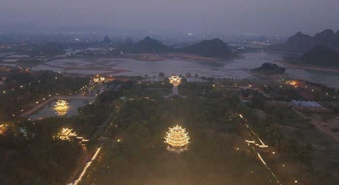 Khu vực hồ Đàm Thị thuộc Dự án thành phần xây dựng cơ sở hạ tầng Khu núi chùa Bái Đính cũng đang vướng mặt bằng
