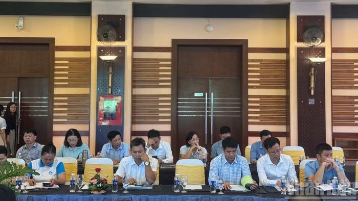 Hội nghị là sự kiện thuộc khuôn khổ dự án “Tăng cường tiếp cận thông tin thông qua chuyển đổi số trong quản lý bền vững tài nguyên thiên nhiên và bảo vệ môi trường” do Tổ chức Stichting Oxfam Novib tại Việt Nam tài trợ. (Ảnh: HNV)