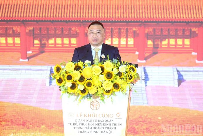 Ông Trần Minh Sơn, thành viên Hội đồng Sáng lập, Phó Chủ tịch Thường trực Tập đoàn Sun Group, đại diện đơn vị thi công, phát biểu tại lễ khởi công.