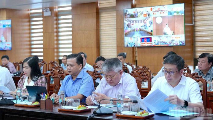 Hiệu quả thực hiện nhiệm vụ chính trị sẽ là thước đo năng lực lãnh đạo của cấp ủy và người đứng đầu Cà Mau trong thực hiện quy chế làm việc và đoàn kết nội bộ. (Ảnh: HỮU TÙNG)