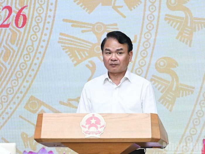Phó Bí thư Đảng ủy Chính phủ, Bộ trưởng, Chủ nhiệm Văn phòng Chính phủ Đặng Xuân Phong phát biểu tại hội nghị.