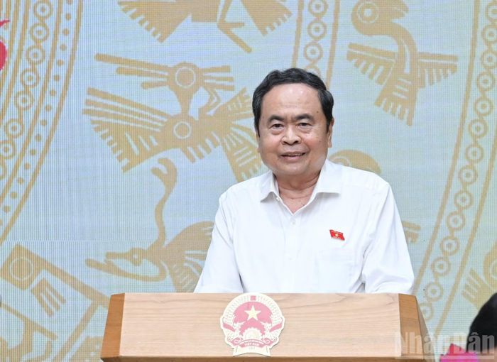 Bí thư Đảng ủy Quốc hội, Chủ tịch Quốc hội Trần Thanh Mẫn phát biểu tại Hội nghị Ban Thường vụ Đảng ủy Chính phủ và Ban Thường vụ Đảng ủy Quốc hội.