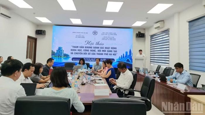 Hội thảo “Tham vấn Khung đánh giá hoạt động khoa học, công nghệ, đổi mới sáng tạo và chuyển đổi số của Thành phố Hà Nội” diễn ra chiều 29/9.
