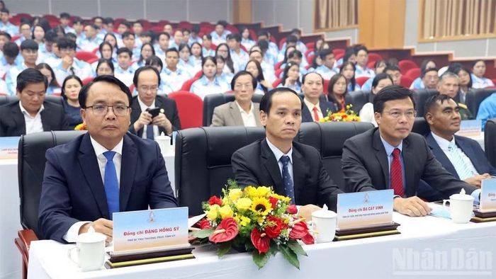 Lãnh đạo tỉnh Lâm Đồng tham dự Đại hội. (Ảnh: BẢO VĂN)