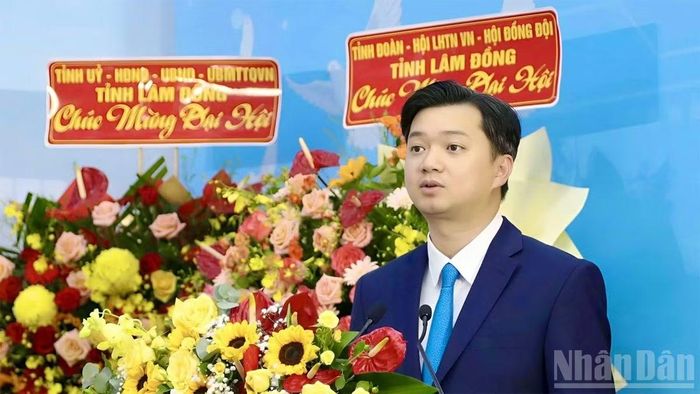 Anh Nguyễn Minh Triết, Ủy viên dự khuyết Trung ương Đảng, Bí thư thường trực Trung ương Đoàn, Chủ tịch Trung ương Hội Sinh viên Việt Nam phát biểu chỉ đạo Đại hội. (Ảnh: BẢO VĂN)
