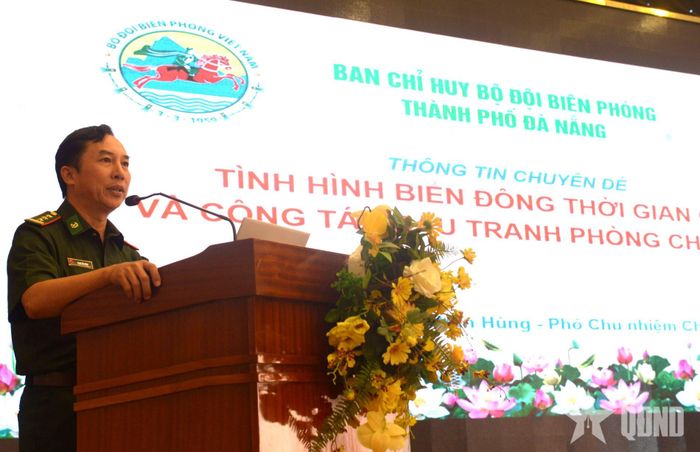 Thượng tá Phạm Văn Hùng, Phó chủ nhiệm Chính trị Ban chỉ huy Bộ đội Biên phòng TP Đà Nẵng thông tin về tình hình Biển Đông thời gian qua và công tác phòng, chống khai thác hải sản bất hợp pháp, không báo cáo và không theo quy định (IUU).
