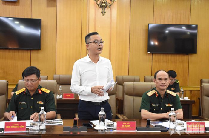 Nghệ sĩ Ưu tú Lê Mạnh, Giám đốc Trung tâm Phim truyền hình - Đài Truyền hình Việt Nam phát biểu tại hội nghị.