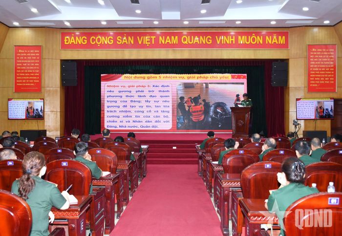 Quang cảnh hội nghị. 