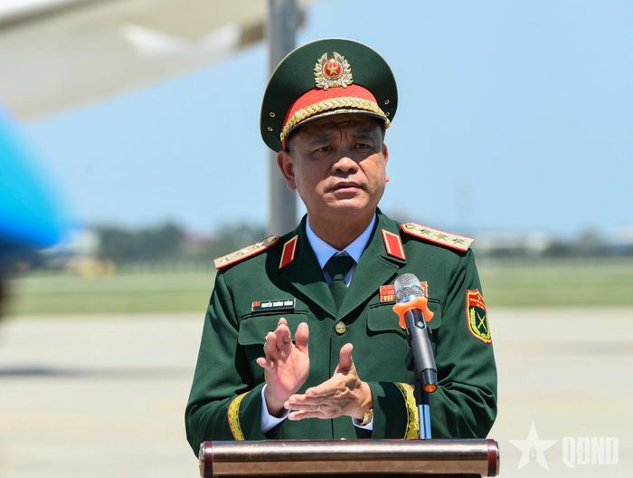 Thượng tướng Nguyễn Trường Thắng biểu dương kết quả hoạt động của Đội Công binh số 4.