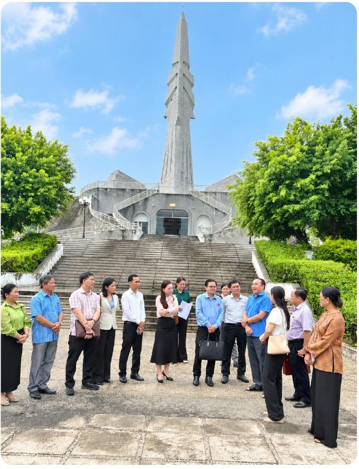  Ngày 23-9, Ban Văn hóa - Xã hội HĐND TPHCM tổ chức khảo sát thực địa, làm việc về công tác quản lý, bảo vệ, vận hành và phát huy giá trị Di tích quốc gia Địa đạo Tam Giác Sắt (Địa đạo Tây Nam), phường Tây Nam 