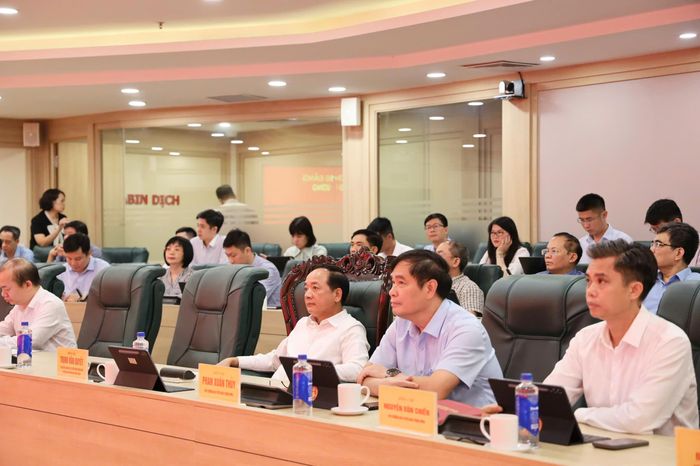  Trưởng ban Tuyên giáo Trung ương Trịnh Văn Quyết chủ trì buổi làm việc. Ảnh: PV 