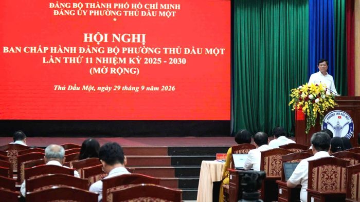 Đồng chí Võ Văn Minh phát biểu chỉ đạo hội nghị