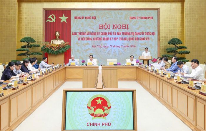  Hội nghị Ban Thường vụ Đảng ủy Chính phủ với Ban Thường vụ Đảng ủy Quốc hội về nội dung, chương trình kỳ họp thứ 2, Quốc hội khóa XVI. Ảnh: VIẾT CHUNG 