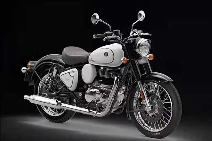 Tại thị trường Ấn Độ giá xe Royal Enfield Classic 350 Signature White 2026 bán ra từ 223.275 Rupee (tương đương khoảng 60,5 triệu đồng). Màu sắc mới này cùng với màu Xanh Emerald hiện có giá đắt nhất dòng xe môtô hoài cổ này.
