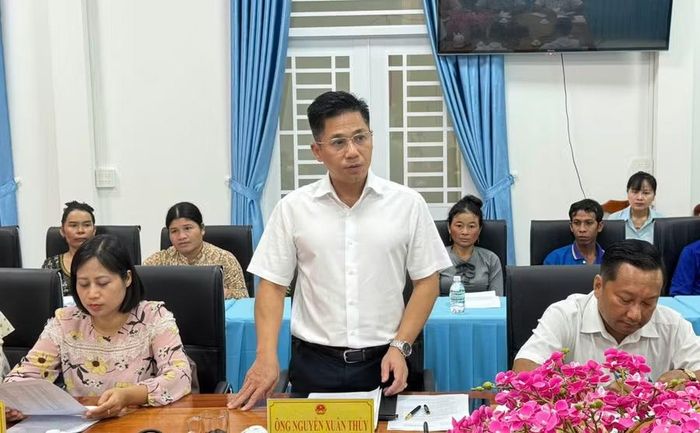 Ông Nguyễn Xuân Thủy, Trưởng đoàn công tác, phát biểu tại buổi làm việc.