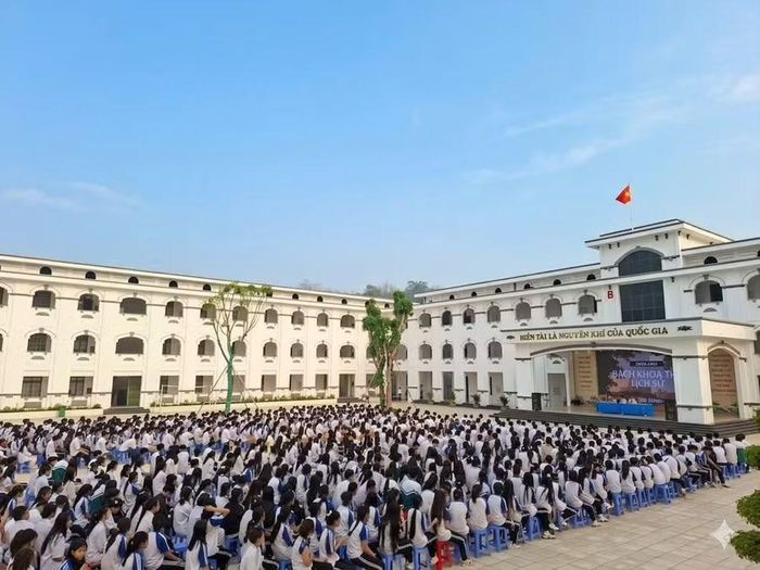Trường THPT Yên Châu, tỉnh Sơn La được xây dựng khang trang.