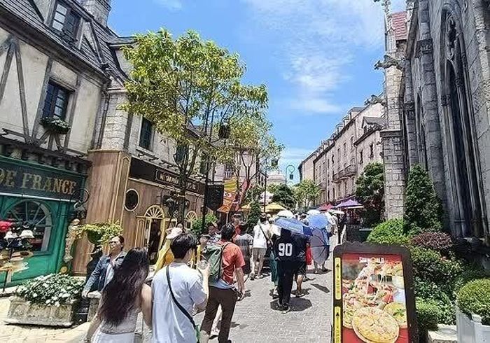 Sun World Ba Na Hills - Công viên chủ đề hàng đầu châu Á. (Nguồn: Trung tâm Thông tin du lịch)