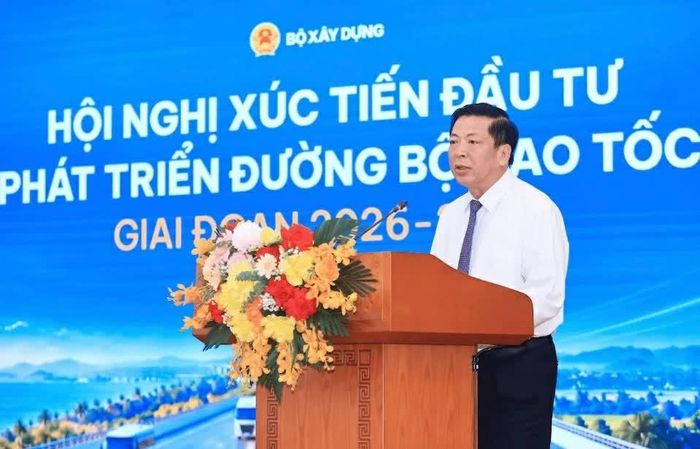 Bộ trưởng Bộ Xây dựng Trần Hồng Minh phát biểu khai mạc Hội nghị. (Nguồn: Bộ Xây dựng)