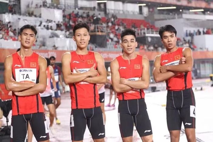 Đội hình tiếp sức 4x400m nam giành vé vào chung kết. Ảnh: Cục TDTTVN