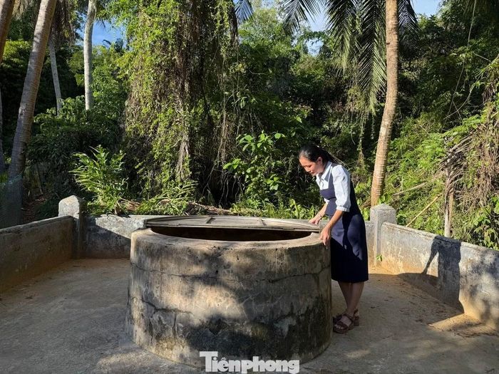 Giếng cổ được người dân tự hào giới thiệu với khách đến thăm đảo