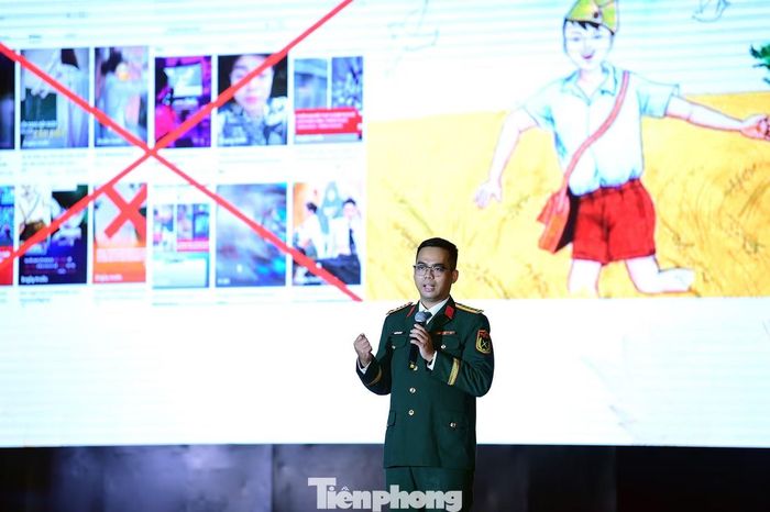 Anh Nguyễn Trung Anh gửi gắm thông điệp "Để cái đúng được lên tiếng". Ảnh: Xuân Tùng
