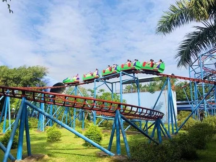 Học sinh lớp 11 Trường THPT Đông Anh từng bị tai nạn tàu lượn tử vong trong chuyến dã ngoại