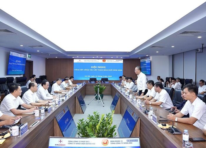 Ông Lê Hải Đăng, Tổng giám đốc EVNGENCO1 phát biểu tại hội nghị tổng kết, rút kinh nghiệm công tác cấp than mùa khô 2026