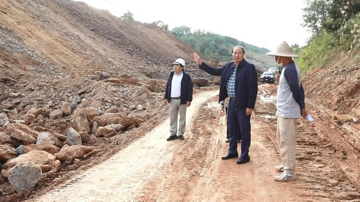 Hiện trường thi công tuyến đường tránh trung tâm Cao Bằng.