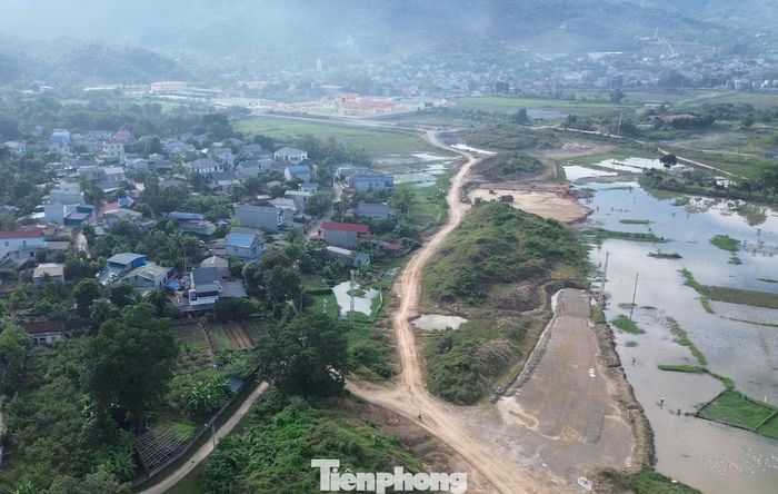  Khởi công tháng 3/2022, dự kiến hoàn thành cuối năm 2025, nhưng đến nay dự án vẫn dang dở, chậm tiến độ﻿. Tuyến đường dài 4,36 km, tổng mức đầu tư 600 tỉ đồng; vốn đã bố trí đạt 80%. Khối lượng thi công mới đạt khoảng 57%, nhiều đoạn chưa thể triển khai. 