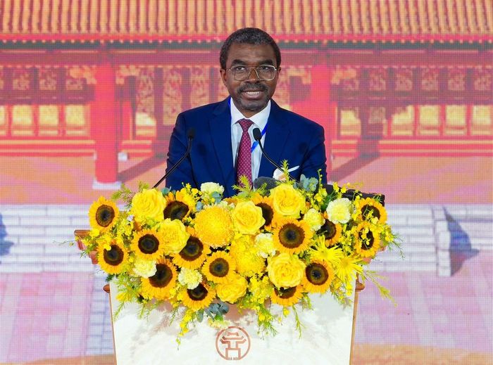 Ông Lazare Eloundou Assomo - Giám đốc Trung tâm Di sản Thế giới UNESCO - đánh giá việc khởi động dự án là bước tiến quan trọng trong bảo tồn một di sản gắn với lịch sử lâu đời của Thăng Long - Hà Nội.