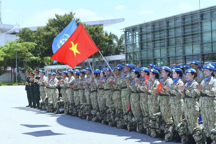 Theo Thượng tướng Nguyễn Trường Thắng, cán bộ, nhân viên của Đội Công binh số 4 được ghi nhận như những “sứ giả hòa bình”, góp phần giới thiệu hình ảnh Bộ đội Cụ Hồ trách nhiệm, chuyên nghiệp và nhân văn.