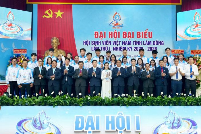 Ra mắt Ban chấp hành Hội Sinh viên Việt Nam tỉnh Lâm Đồng lần thứ I, nhiệm kỳ 2026-2028.