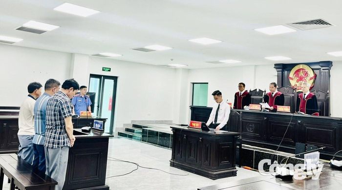 HĐXX tuyên án các bị cáo tại phiên xử.