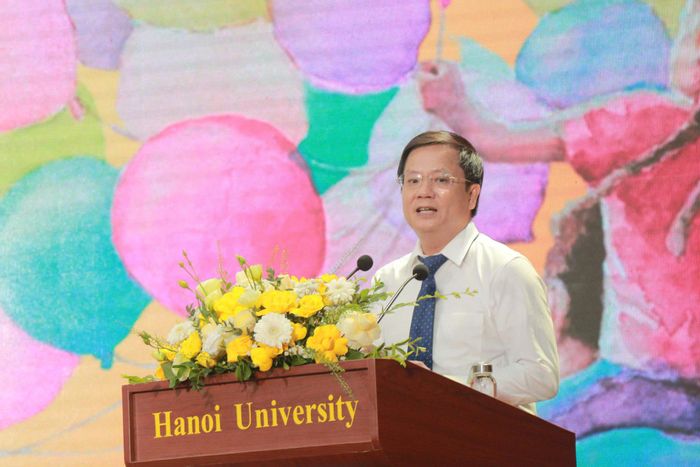 Nhà báo Hồ Minh Chiến, Tổng Biên tập Tạp chí Gia đình Việt Nam, Trưởng Ban Tổ chức cuộc thi phát biểu tại lễ tổng kết.