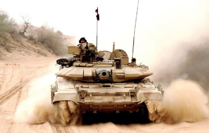 Xe tăng T-90 Ấn Độ trong một cuộc tập trận. Ảnh: Bộ Quốc phòng Ấn Độ