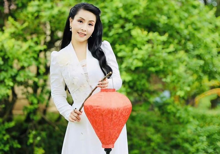 Kiều Oanh chăm chỉ tích góp để lo cho tương lai 2 con. 