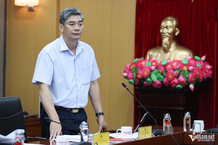 Thứ trưởng Y Vinh Tơr phát biểu tại Hội nghị