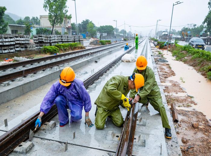 Dự án tuyến tàu điện nhẹ LRT Phú Quốc đang được đẩy nhanh tiến độ. Ảnh: KL