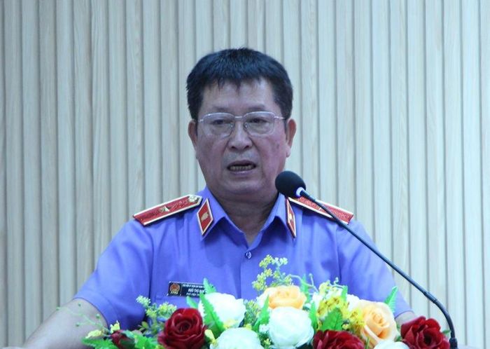  Đồng chí Ngô Thọ Nam - Phó Viện trưởng VKSND TP Đà Nẵng phát biểu tại tọa đàm.
