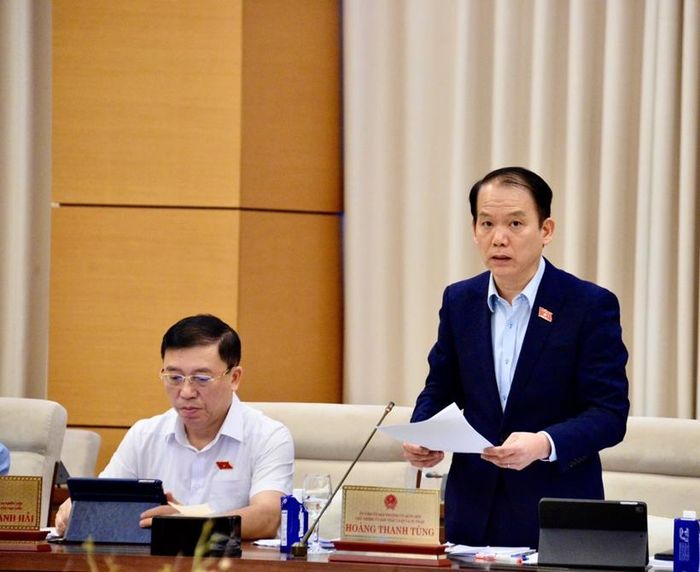 Đồng chí Hoàng Thanh Tùng, Bộ trưởng Bộ Tư pháp vừa ban hành Quyết định số 2132/QĐ-BTP phân công nhiệm vụ triển khai thi hành Luật sửa đổi, bổ sung một số điều của Luật Trách nhiệm bồi thường của Nhà nước. (ảnh TTXVN)