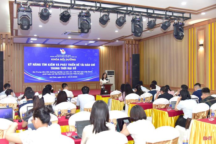 Toàn cảnh lớp bồi dưỡng.