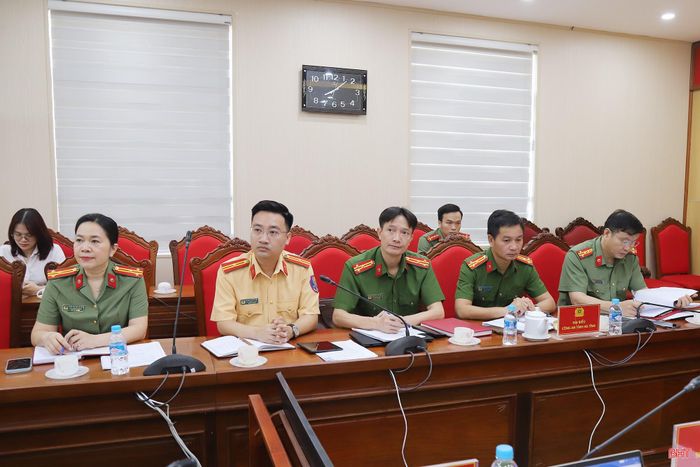 Các đại biểu tham dự tại điểm cầu Hà Tĩnh.