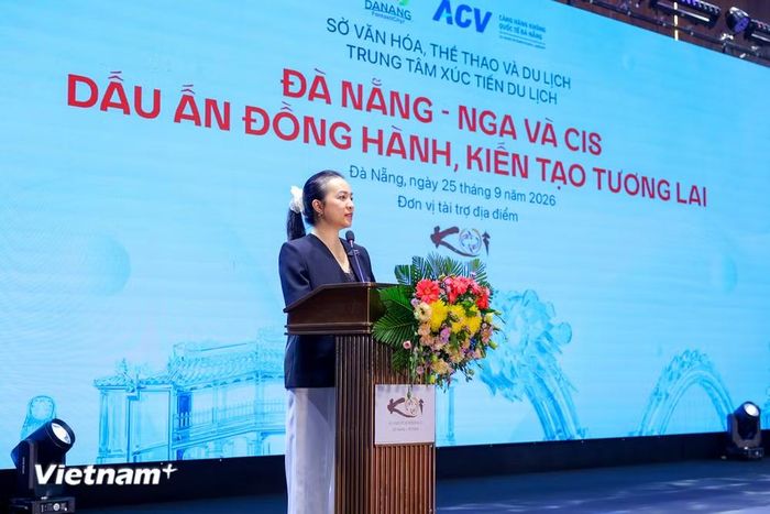 Bà Nguyễn Thị Hoài An - Phó Giám đốc Sở Văn hóa, Thể thao và Du lịch Đà Nẵng phát biểu tại hội nghị "Đà Nẵng - Nga và CIS". (Ảnh: Thanh Phong/Vietnam+)