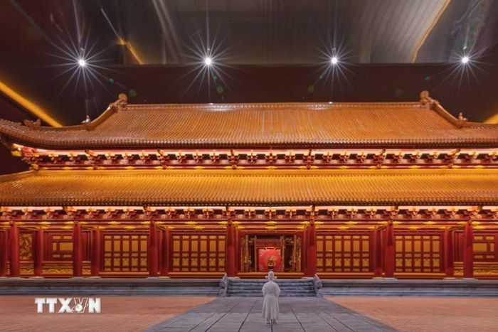 Không gian chính diện trong mô hình nghiên cứu Điện Kính Thiên thể hiện tính đăng đối trên trục trung tâm. Theo kết quả nghiên cứu liên ngành, Điện Kính Thiên và không gian chính điện nằm tại trung tâm Cấm Thành, giữ vai trò trung tâm quyền lực và nghi lễ cung đình của Đại Việt trong nhiều thế kỷ. (Ảnh: Phạm Tuấn Anh/TTXVN)